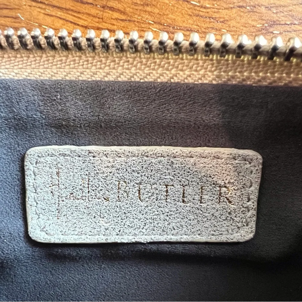 HButler Gold Suede Mighty Purse Wristlet (w/ built-in phone charging battery) - Picture 9 of 11